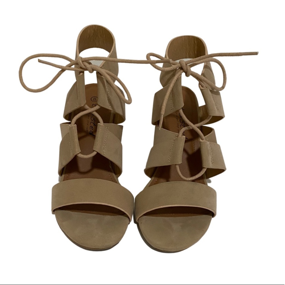 Faux Suede Tan and Brown lace up block heel sandals - Picture 3 of 9